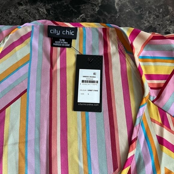 City‎ Chic Women's Plus Size Printed FloatyTrue Wrap Design Midi Dress - Picture 8 of 9